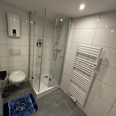 Charmante Altbaumaisonette Naehe Hauptbahnhof * 아헨